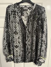 Image of Mint Velvet Women’s Grey Animal Print Blouse Size 12 BMWT Never Worn
