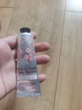 Image of L'Occitane Cherry Blossom Hand Cream 30ml NEW Foil-Sealed Gift 💖 FREE FAST POST