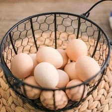 Image of Wire Egg Basket Decorative Rustic Kitchen Storage Metal Wire Fruit Bowl Round