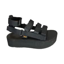 Image of Teva Women's Flatform Universal Mevia Black Platform Sandals 1116810