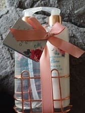 Image of Gifts for Mum Hand Duo, Bath/Shower Set, Bath Set, Hand Care or Handbag Treats