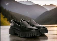 Image of Clarks UK 4.5 / EU 37.5 Page Loafer Black Leather Loafers Slip On Leather Casual