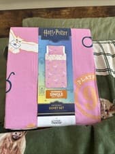 Image of Harry Potter Reversible Single Cotton Rich Duvet Set With Pillowcase 135x200cm
