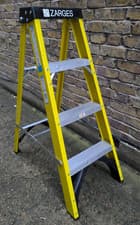 Image of ZARGES PROFESSIONAL 300154 - 4 TREAD EN131 SWINGBACK STEPLADDER