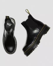 Image of Rrp £200 Dr. Martens 2976 Quad Chelsea Boots Black Polished Smooth Leather 6.5