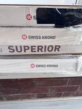 Image of High-quality laminate click flooring BRAND NEW