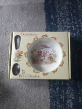 Image of ROYAL DOULTON 2 PC BUNNYKINS NURSERY SET - BOWL AND FEEDING SPOON NIB 1981