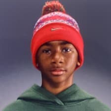 Image of Nike Peak Older kids Standard Cuff Winter Wonderland Beanie Red Navy One Size