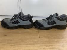 Image of Portwest FW64 Steel Toe Cap Safety Shoes UK 9 – Very good condition hardly worn