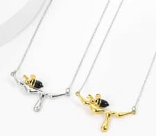 Image of BEE NECKLACE HONEY NECKLACE PENDANT CHAIN COMES GIFT BOXED 164