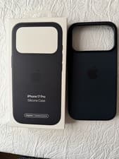 Image of Apple iPhone 17 Pro Silicone Case with MagSafe Black -New