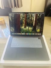 Image of Apple MacBook Air M3 15" 2024 16GB RAM 256GB SSD - EXCELLENT Condition Warranty