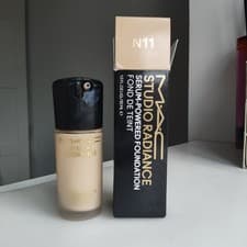 Image of MAC Studio Radiance Serum Powered Foundation 30ml - N11