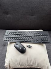 Image of HP Wireless Slim Keyboard and Mouse Bundle - Black Model PN 803183-031