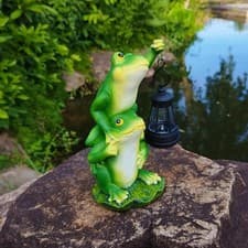 Image of Frog Garden Decor Solar Statue Light Frog Solar Powered Statue ,Collectible