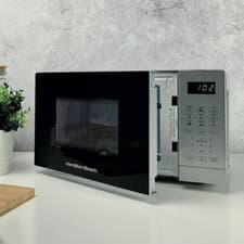 Image of Hamilton Beach 20L 700w Microwave in Silver with Digital Controls HB20P7PDS NEW