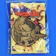 Image of Banjo-Kazooie Limited Edition Antique Gold Emblem Enamel Pin Figure