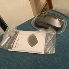 Image of wireless mouse Logik LBUNMS16. Brand New with Instructions and New Battery.
