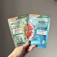 Image of Garnier SkinActive Sheet Masks (Cryo Jelly + Moisture Bomb)