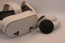 Image of Meta Quest 3S Virtual Reality Headset 128GB With Controllers & Charger Boxed