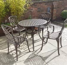 Image of Vintage Garden Dining Set Outdoor Patio Breakfast Furniture Table And 4 Chairs