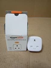 Image of Amazon Basics Indoor W Fi Smart Plug Single Outlet  Google Alexa 1 Piece New