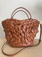 Image of VALENTINO GARAVANI ATELIER ROSE EDITION TOTE/SHOULDER BAG in TAN LEATHER