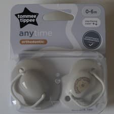 Image of Tommee Tippee Anytime Orthodontic Soothers 0-6 Months grey & white #D