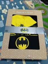 Image of Batman Beanie And Scarf Set
