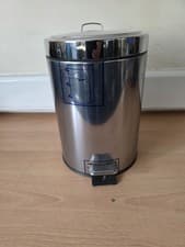 Image of Tramontina 5L Pedal Bin Stainless Steel Bathroom Bin with Lid, 20.5 cm Diameter