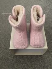 Image of UGG I PURL - knitted booties size 2/3 (6-12 months)