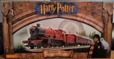 Image of Harry Potter and The Philosopher's Stone Hogwarts Express Electric Train Set