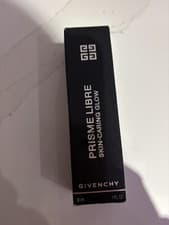 Image of Givenchy Prisme Libre Skin-Caring Glow Foundation - 3-N270 30ml