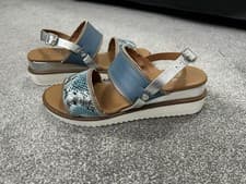 Image of Moda in Pelle Wedge Sandals Size 4 Brand New