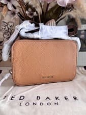 Image of Ted Baker 🎀 STUNNA Leather Crossbody Camera Bag RRP £119 Camel