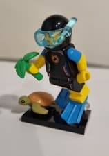 Image of LEGO SERIES 20 MINIFIGURE SEA RESCUE DIVER 71027 RARE RETIRED