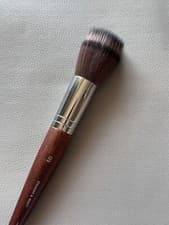 Image of Make Up For Ever Blending Powder Brush 122 Cosmetic brush