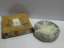 Image of SKF 23030 CCK/C3W33 Spherical Roller Bearing