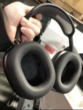 Image of AirPod Maxes Midnight Black With Box