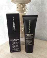 Image of BareMinerals Complexion Rescue Matte Tinted Moisturizer 35ml Ginger 06 SPF30