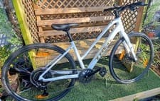 Image of Trek FX2 Hybrid Bike Unisex Medium New.