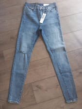 Image of Noisy May skinny jeans,new with tags,size on the label