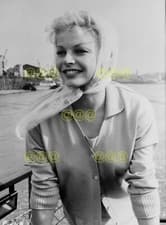 Image of Photo - Mary Peach candid portrait on location for "No Love For Johnnie" 1961