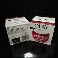 Image of Olay Regenerist Age-Defying Moisturiser 50ml