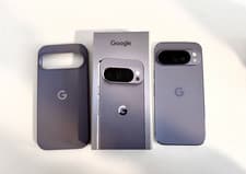Image of Google Pixel 10 Pro - 256GB - Moonstone - Factory Unlocked - MINT Condition