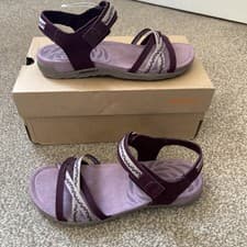 Image of Merrell Womens Terran 3 Cush Cross Sandals Dark Burgundy Size UK 7 NEW