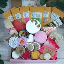Image of Relaxation Bath Gift Set Hug in a Box BIRTHDAY Hamper Spa CHRISTMAS Gift for HER