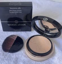 Image of Giorgio Armani luminous silk glow fusion face powder / Shade: 4