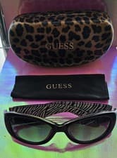 Image of GUESS wms vintage Sunglasses GUF 208 BLK Signature Logo with original case new