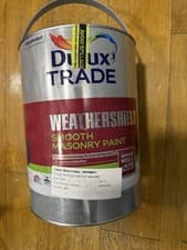Image of Dulux Trade Weathershield Smooth Masonry Paint, White Cotton Colour 5 L